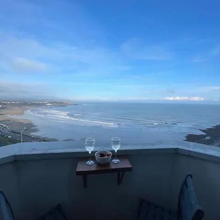 Spectacular 2 Bedroom Balcony Sea View Flat Scarborough Kültér fotó