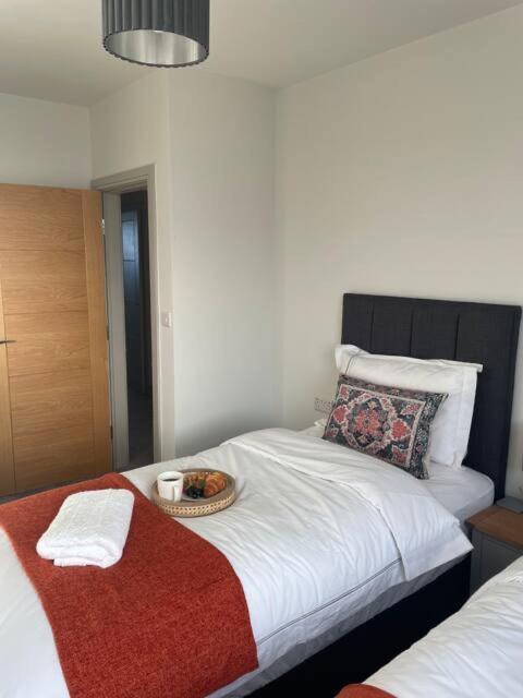 Spectacular 2 Bedroom Balcony Sea View Flat Scarborough Kültér fotó